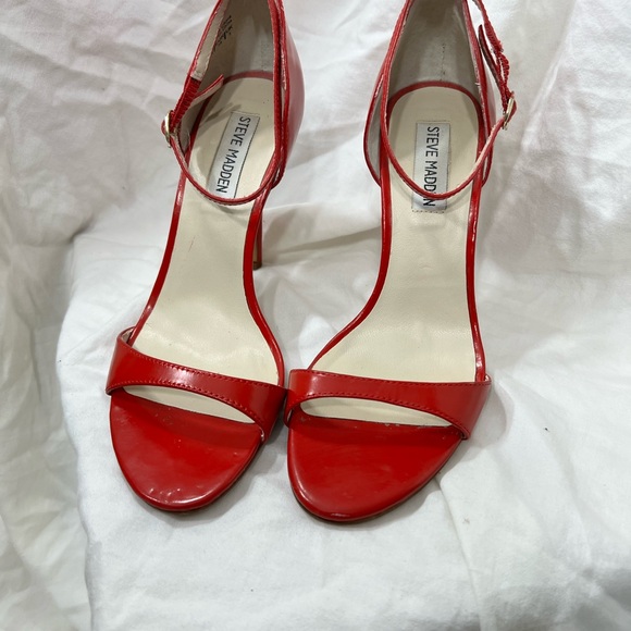 STEVE MADDEN HEEL WITH ANKLE STRIPS BEAUTIFUL RED SHOE. SEXY AND STUNNIN⦠- Picture 7 of 15